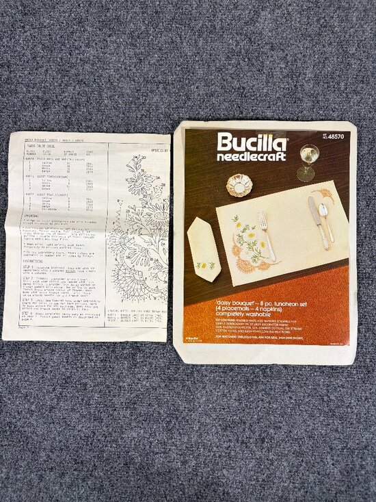 Bucilla Other - Bucilla Needlecraft ‘Daisy Bouquet’ 8 pc Luncheon Set VTG, Out Of Print #48570